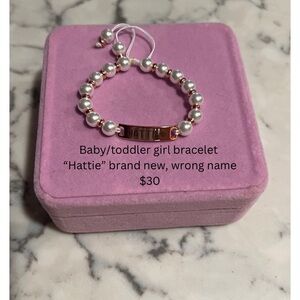 Hattie name bracelet